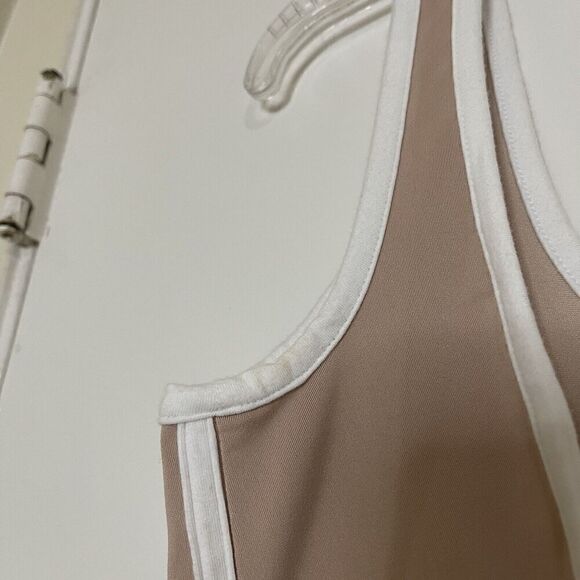 ADIDAS nude tan Scoop neck 3 stripes bodysuit size US Medium - Picture 5 of 9